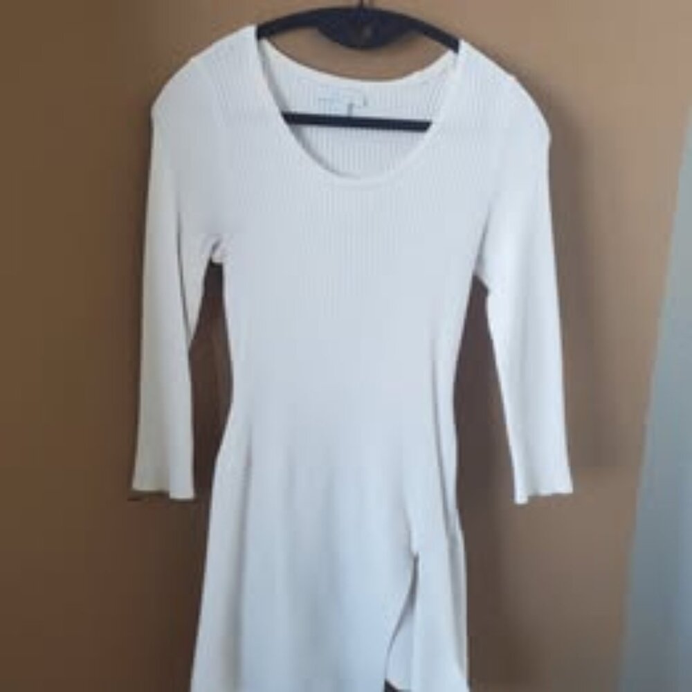 Sweater: New York and Company -Long Sleeve Long Tunic